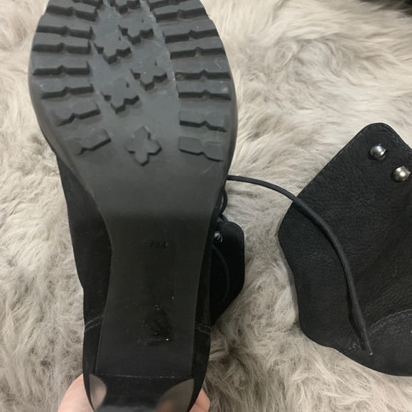 DVF Jameson Suede Black Heeled Booties size 7 - Picture 5 of 6